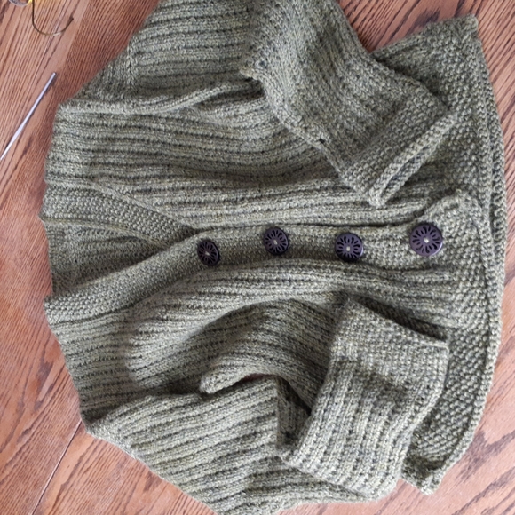 Wool Sweater - Picture 2 of 6